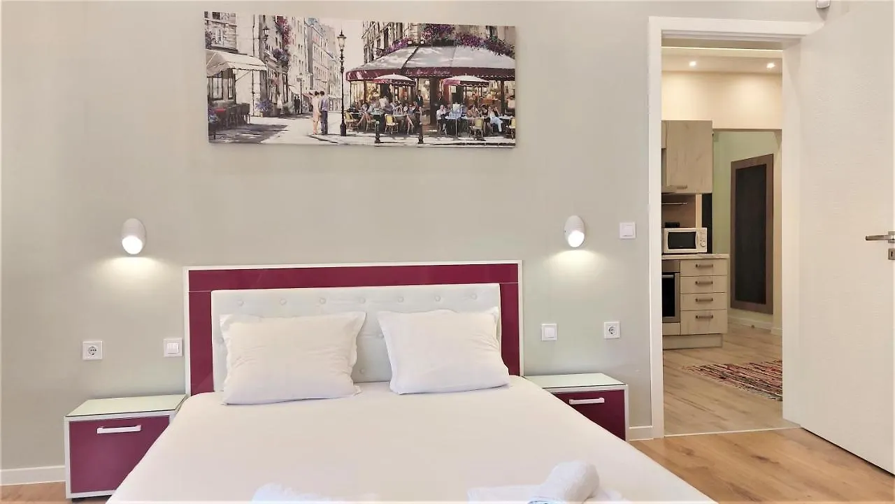 Апартамент Pink&Blue - 2BDR Apartment with Balcony Варна 0*,
